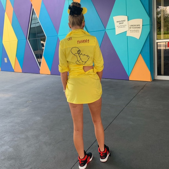Winnie the Pooh dress - Picture 1 of 6